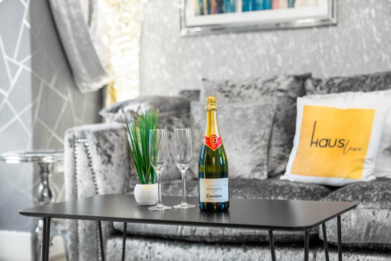 Luxury City Centre Apartment - Parking - Smart Tv - Wifi - Intercom Birmingham Eksteriør bilde